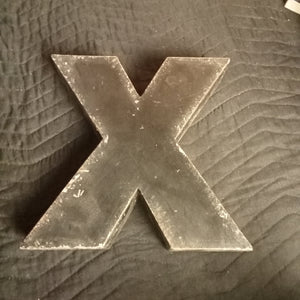 XXX Metallbuchstabe *